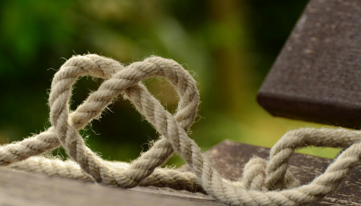 Heart-shaped rope