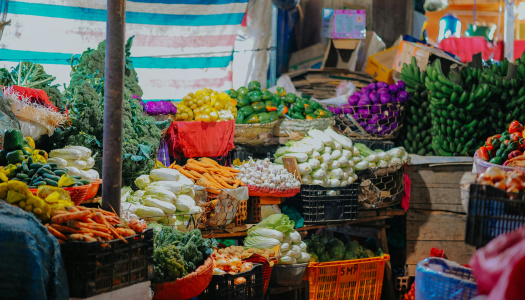 grocery  market